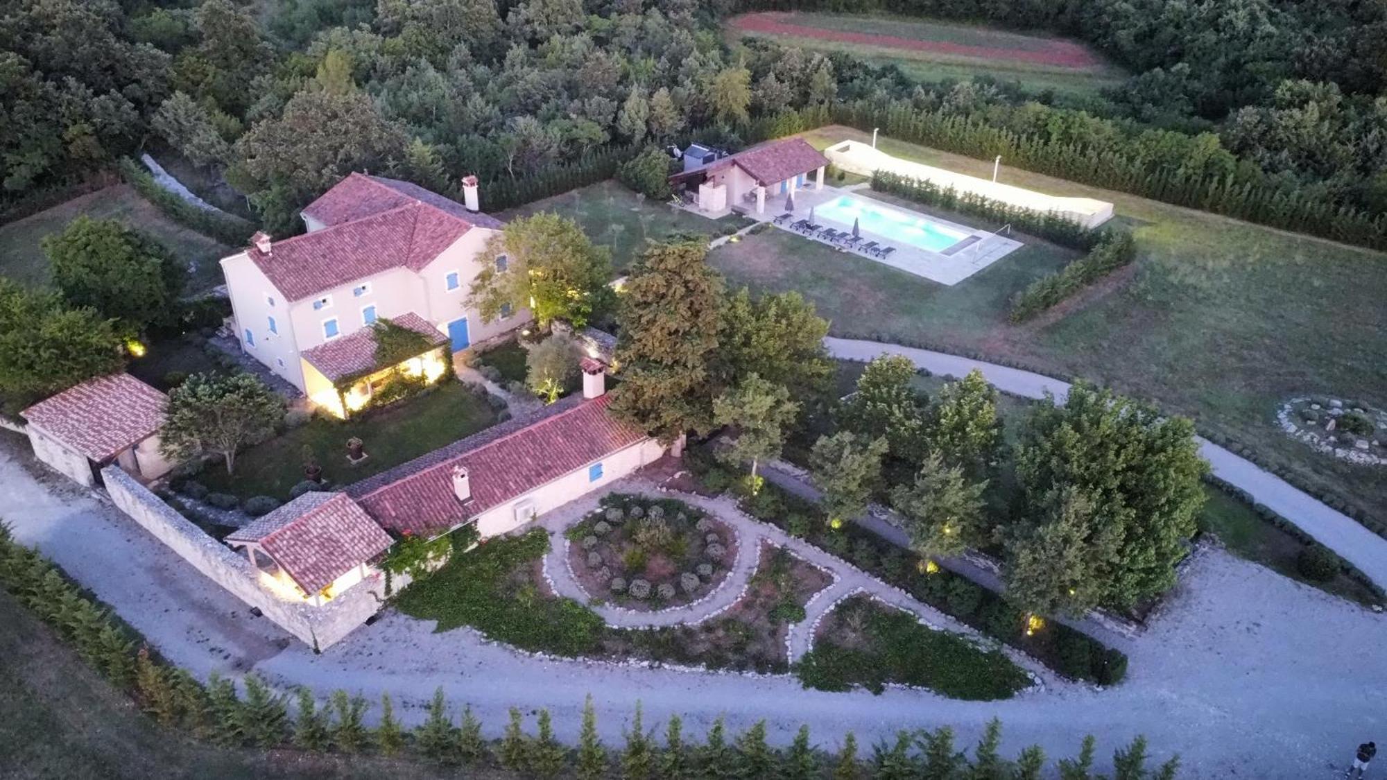 Stancija Cabrunici Villa Exterior photo